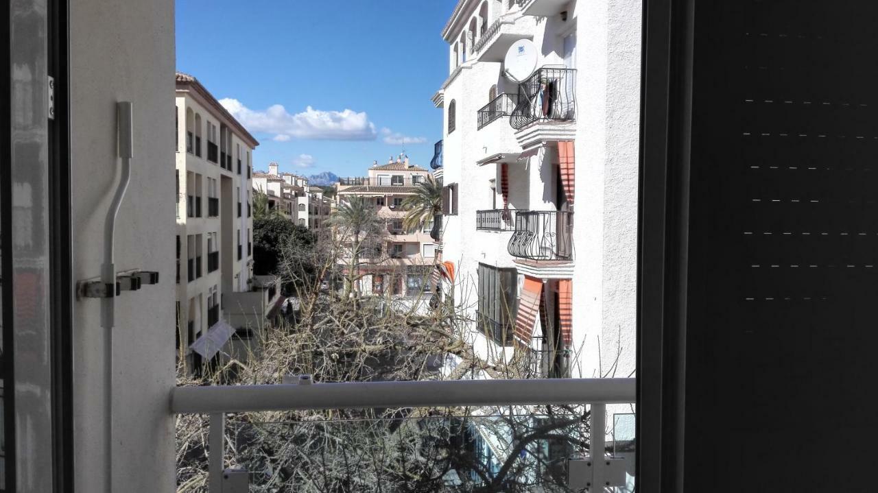 Apartamento De 2 Dormitorios Centro De Moraira Bagian luar foto